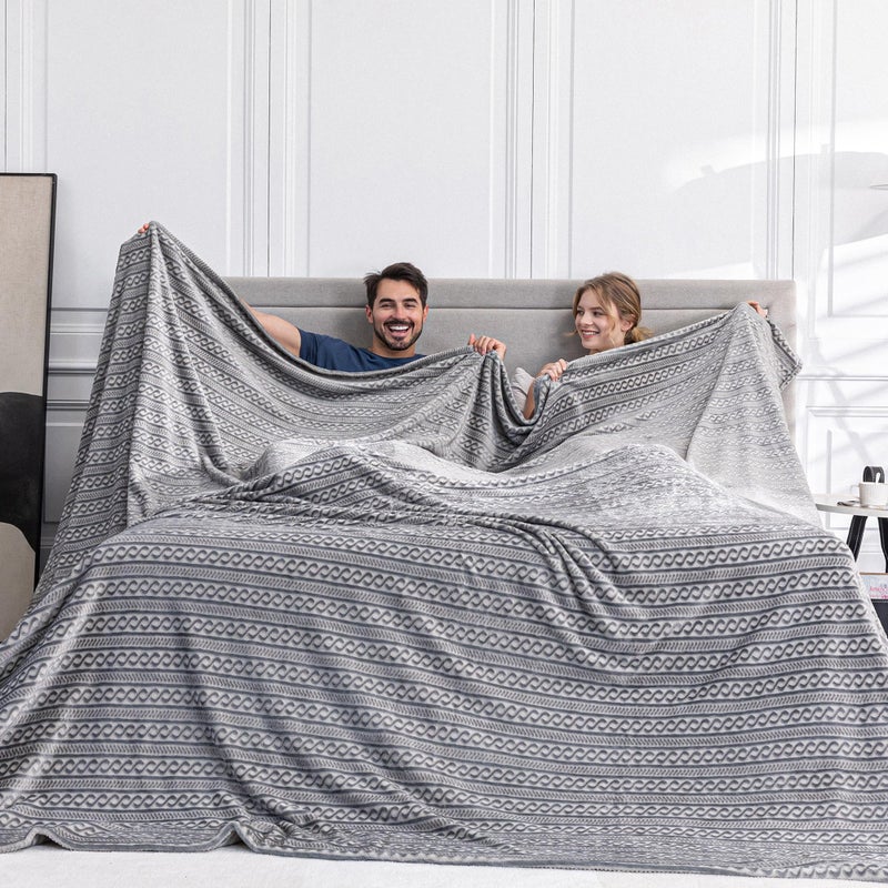 Serenhom Soft Cozy 120x120 Inches Seamless Oversized King Fleece Blanket  3D Jacquard Decorative Giant 10'x10' California King Blanket Extra Large Blanket for Bed Sofa Couch Travel  Light Grey Chain - Image 2